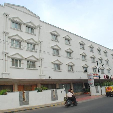 Parijatha Gateway Hotel Bangalore Eksteriør billede