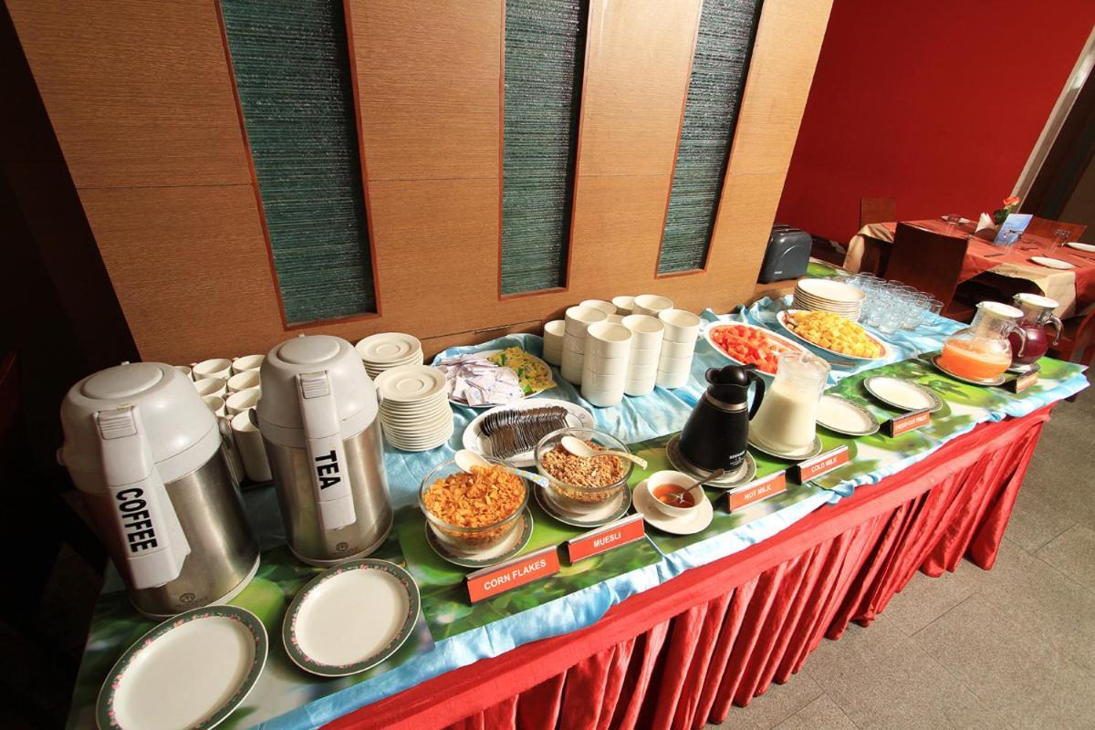 Parijatha Gateway Hotel Bangalore Eksteriør billede